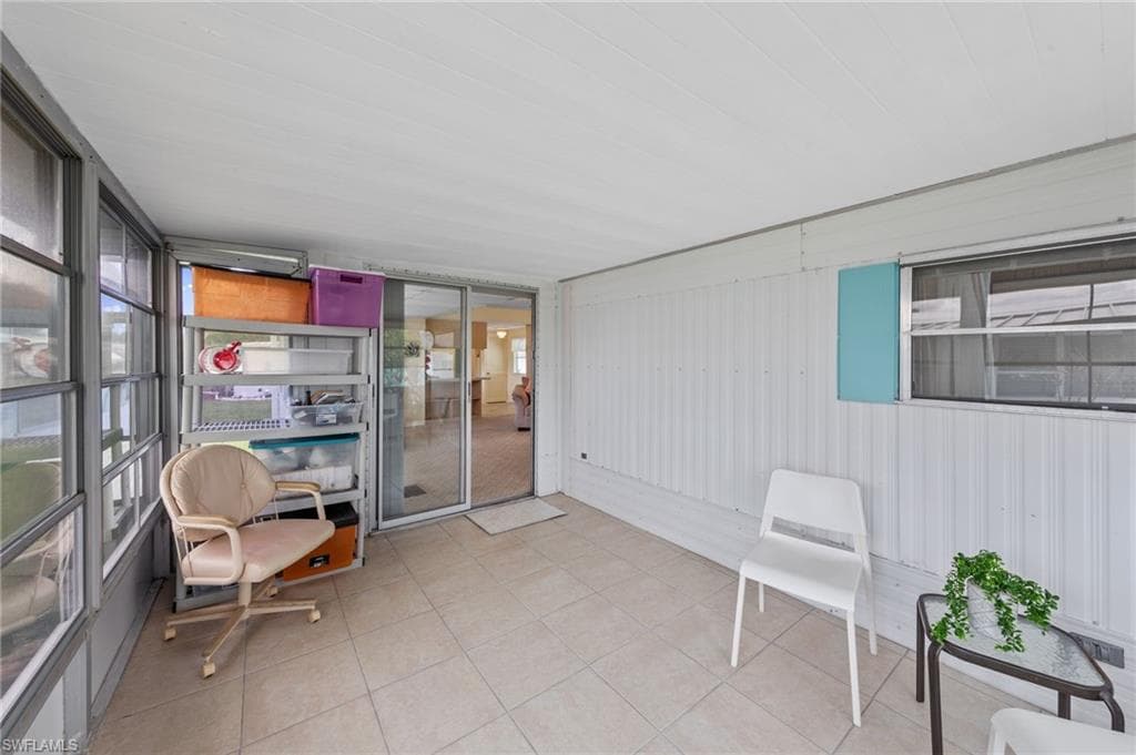 16 San Remo CIR, NAPLES FL 34112-23