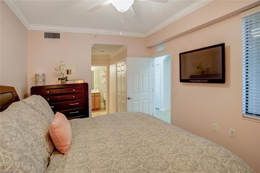 9731 Acqua CT # 523, NAPLES FL 34113-11