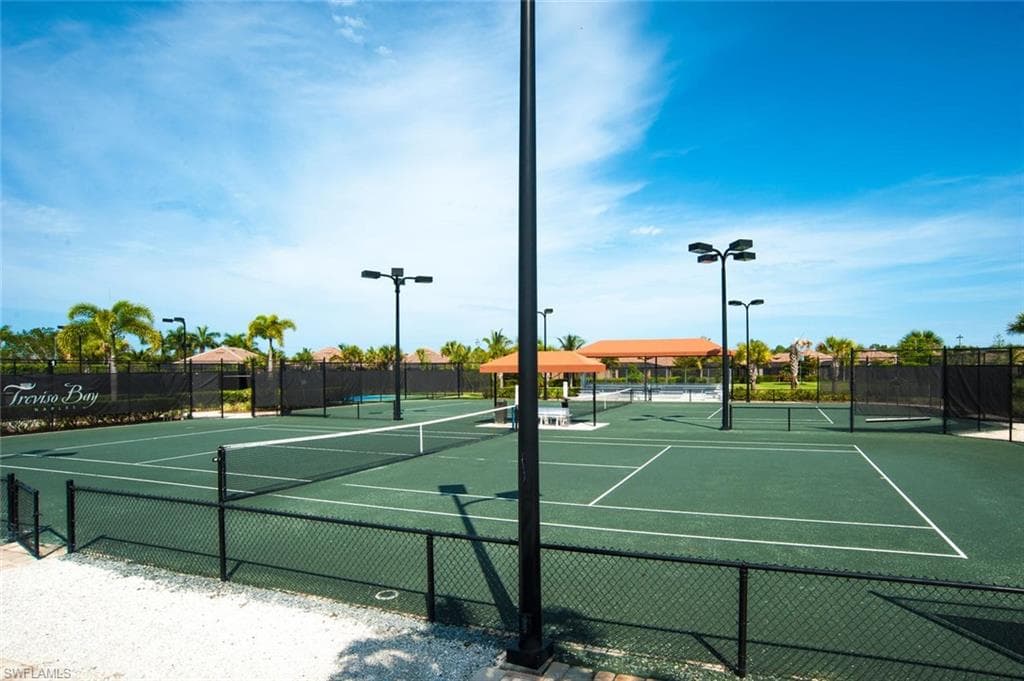 9731 Acqua CT # 523, NAPLES FL 34113-21