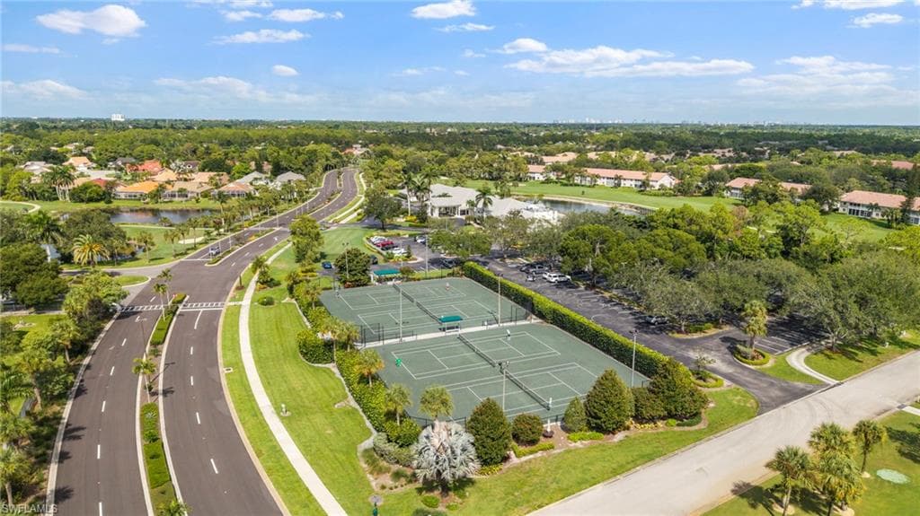 5801 Lago Villaggio WAY, NAPLES FL 34104-12