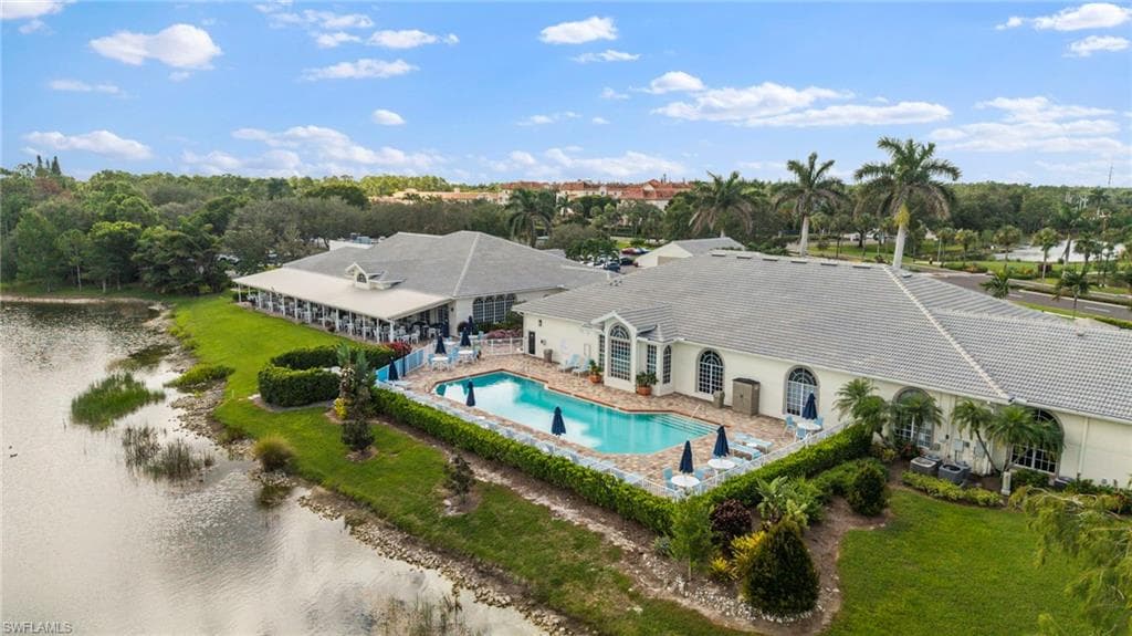 5801 Lago Villaggio WAY, NAPLES FL 34104-15