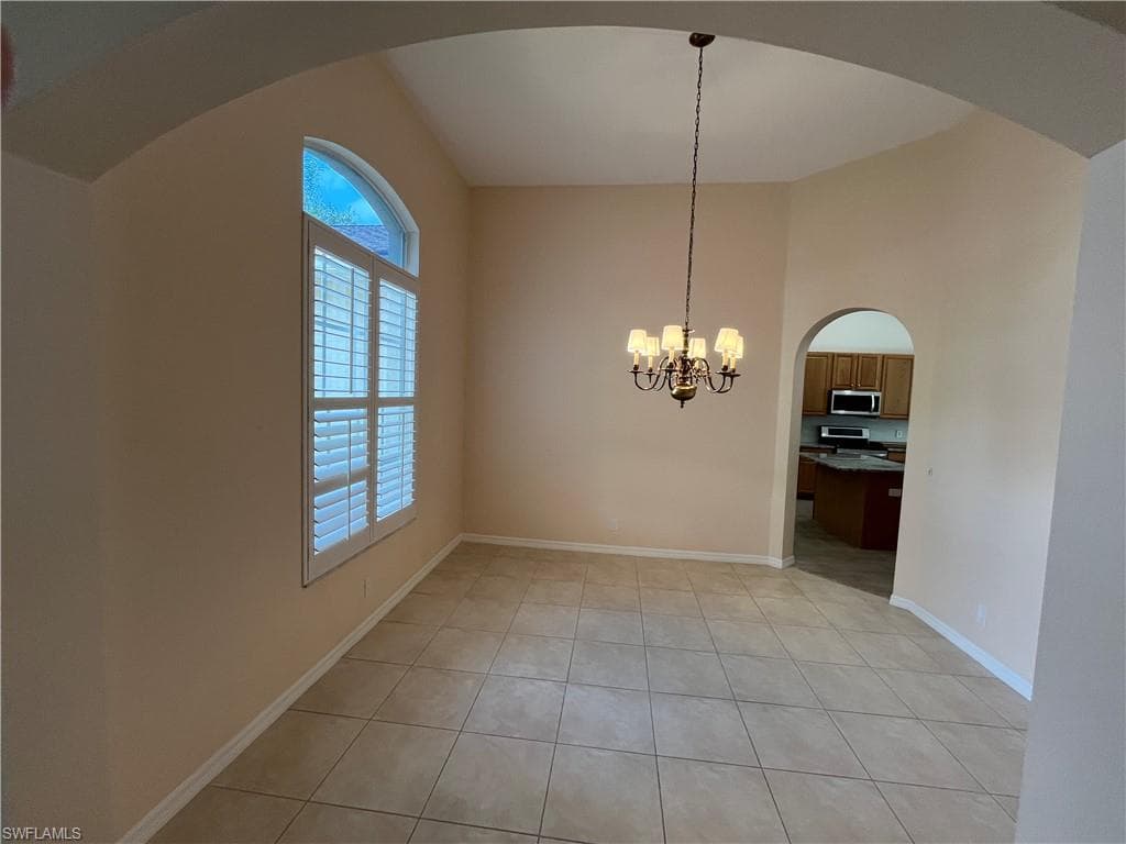 366 Burnt Pine DR, NAPLES FL 34119-5