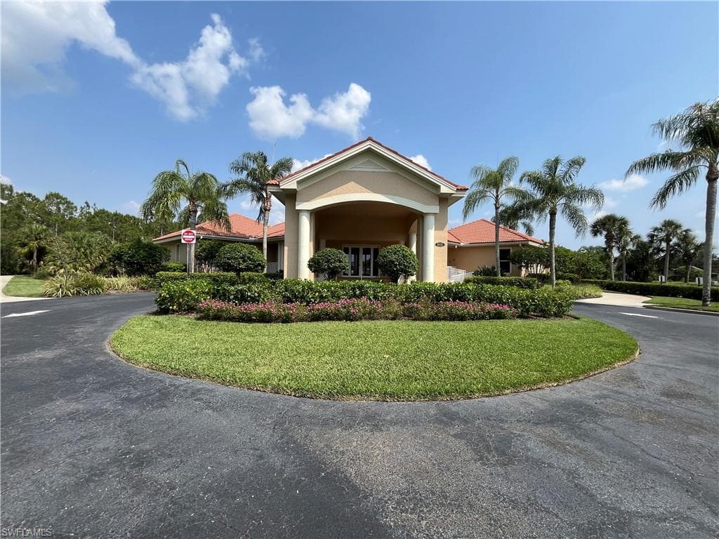 366 Burnt Pine DR, NAPLES FL 34119-30