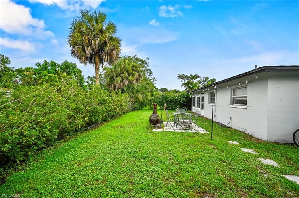 4302 Parrot AVE, NAPLES FL 34104-31