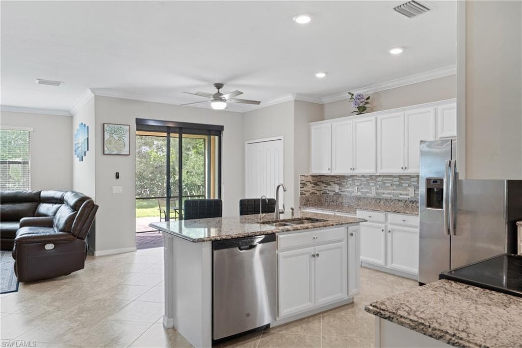 4228 Raffia Palm CIR, NAPLES FL 34119-6