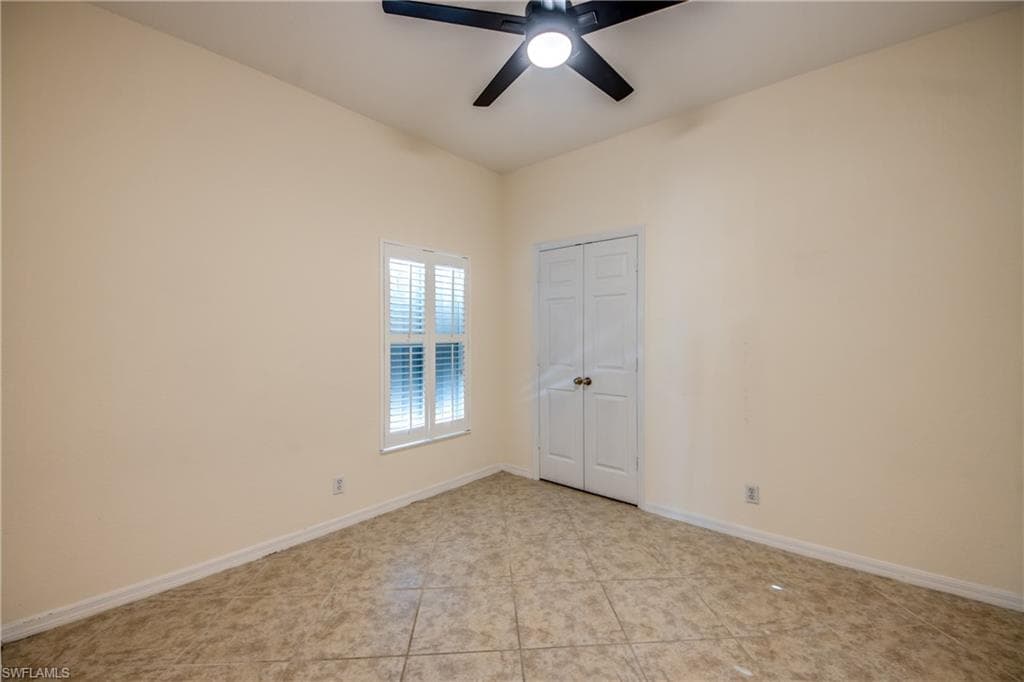 2060 Cape Heather CIR, CAPE CORAL FL 33991-22