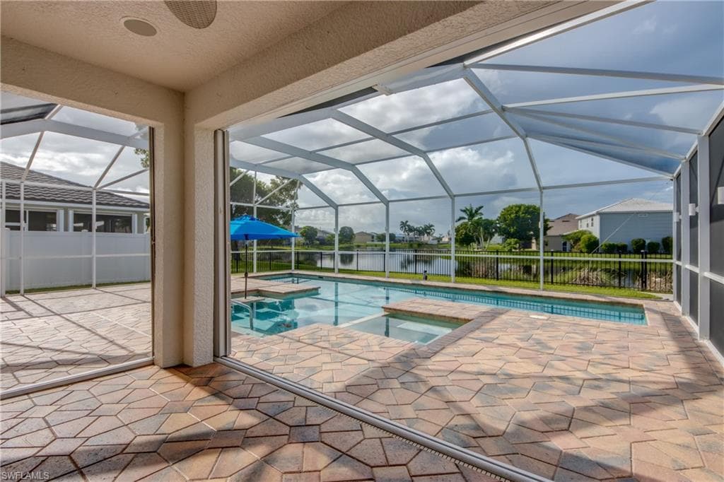 2060 Cape Heather CIR, CAPE CORAL FL 33991-26
