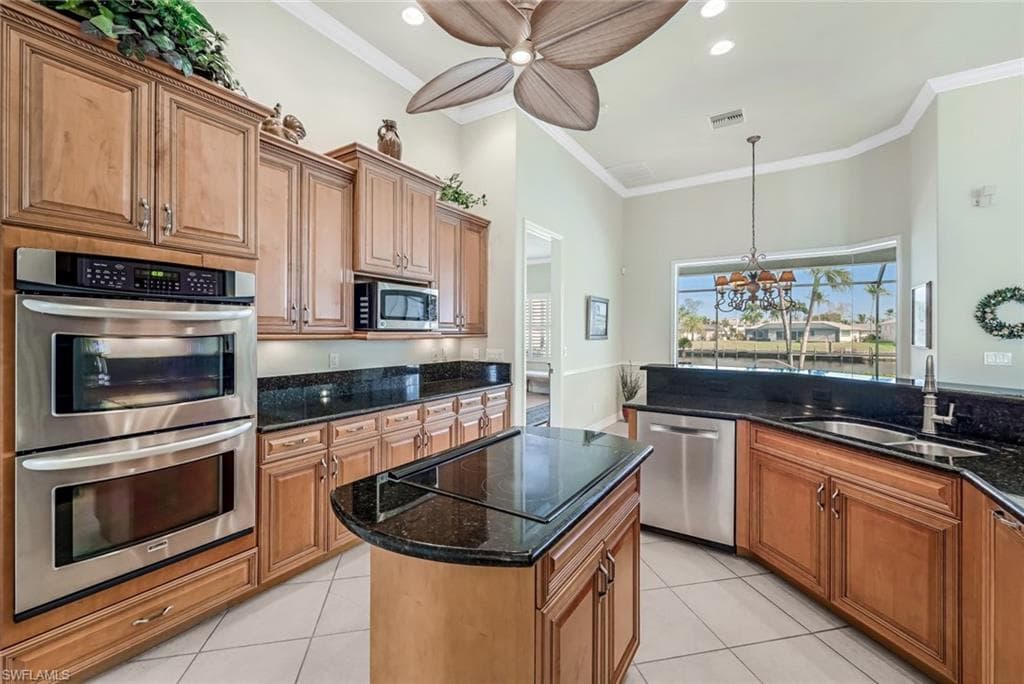 1911 SE 35th ST, CAPE CORAL FL 33904-12