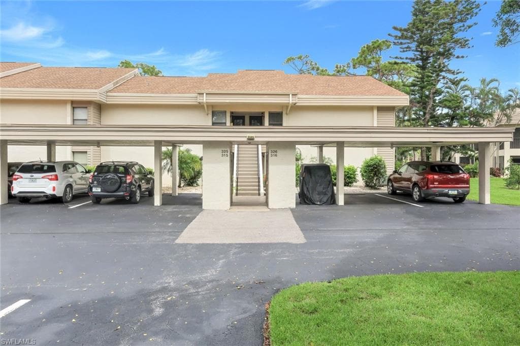 5585 Trailwinds DR # 326, FORT MYERS FL 33907-3