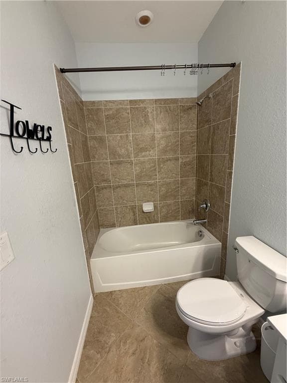 9317 Woodhurst DR, NAPLES FL 34120-12