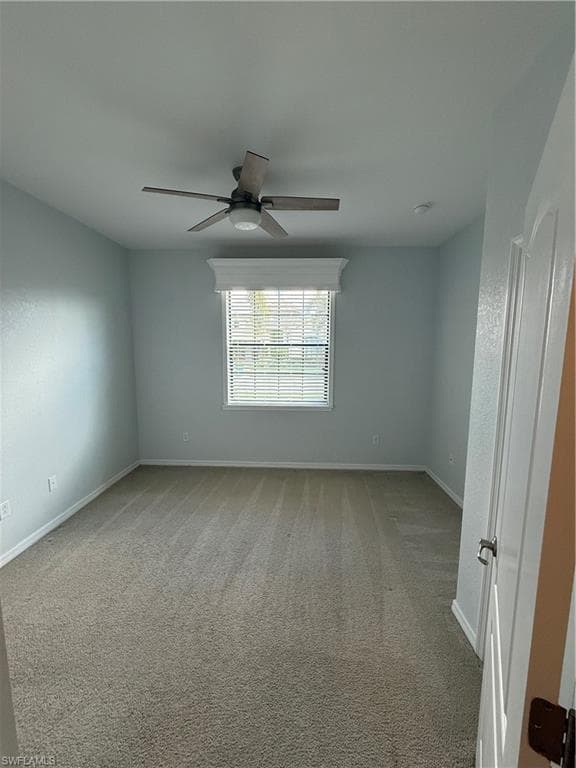 9317 Woodhurst DR, NAPLES FL 34120-2