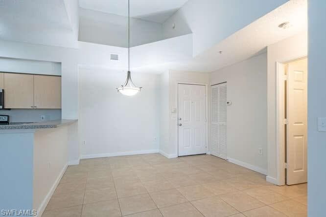 1220 Reserve WAY # 305, NAPLES FL 34105-5