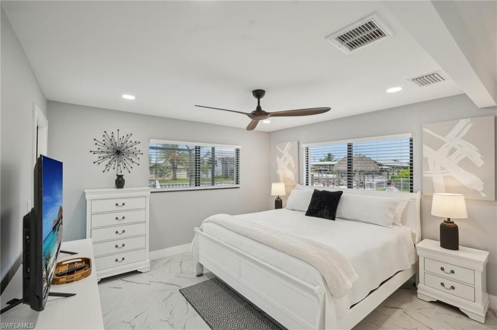268 Ibis ST-15