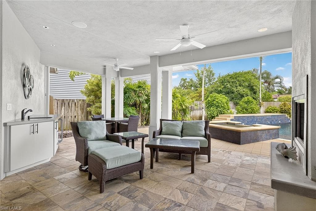 1321 Hanton AVE, FORT MYERS FL 33901-33