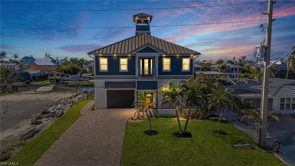 189 Curlew ST, FORT MYERS BEACH FL 33931-43