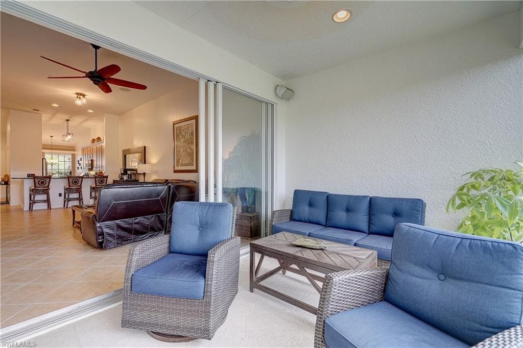 11081 Corsia Trieste WAY # 204, BONITA SPRINGS FL 34135-19