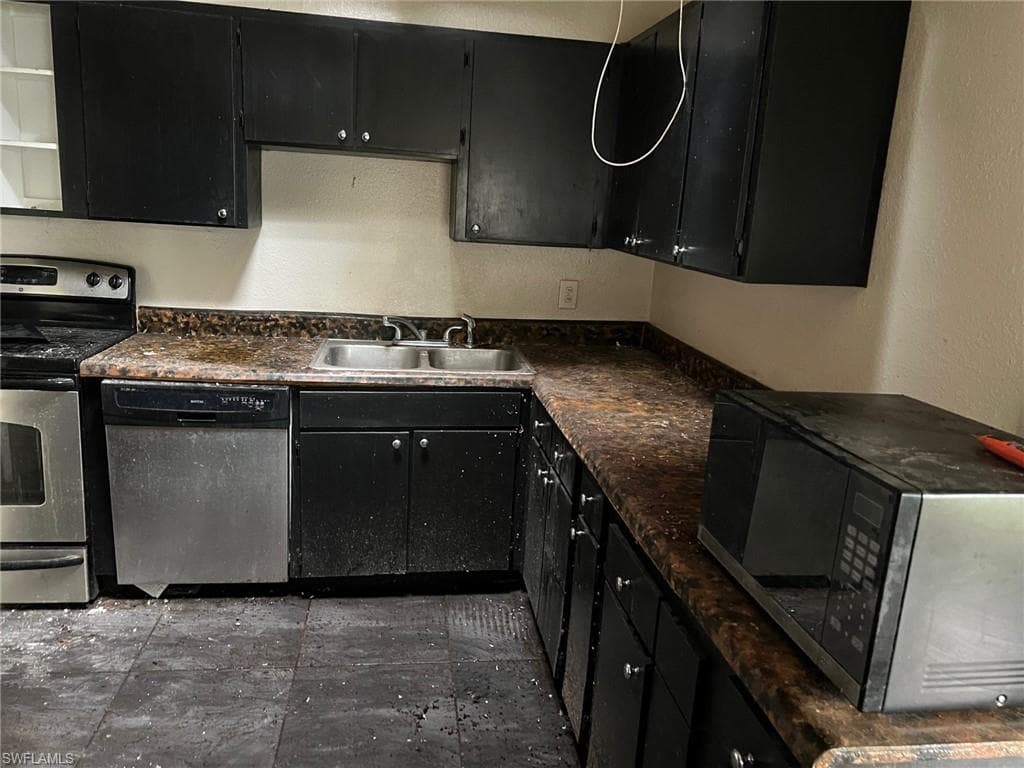 4421 Leila AVE, TAMPA FL 33616-3