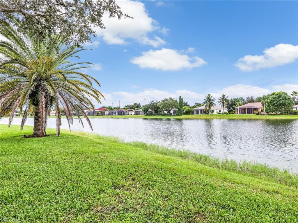 3274 Sturgeon Bay CT, NAPLES FL 34120-47