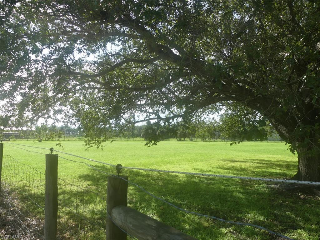 13300 Morningstar LN, BOKEELIA FL 33922-16