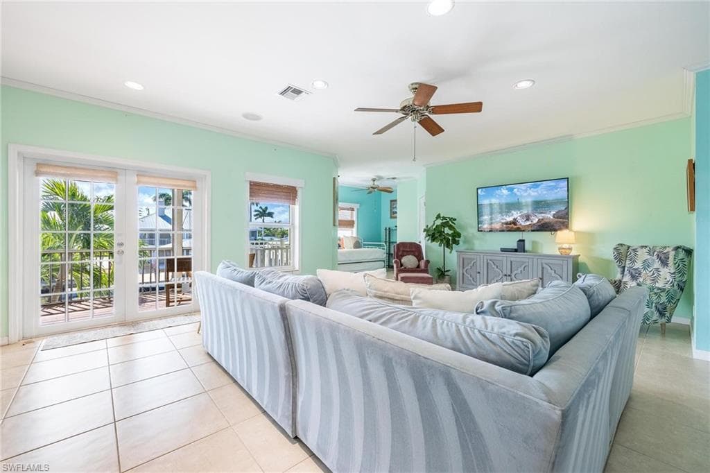 2761 Geary ST, MATLACHA FL 33993-13