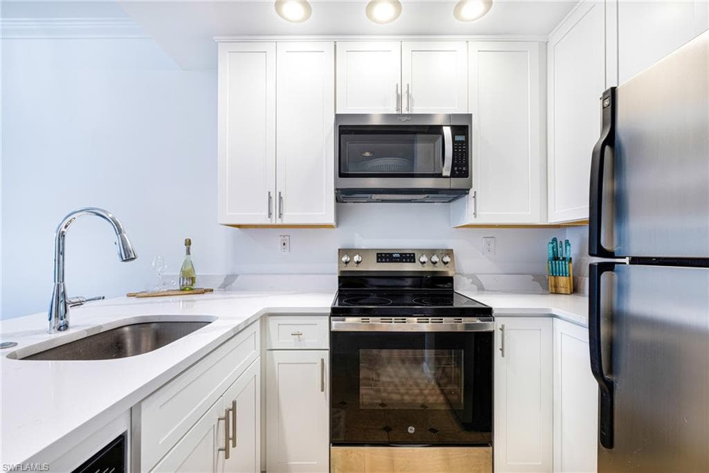 3320 Olympic DR # 125, NAPLES FL 34105-5