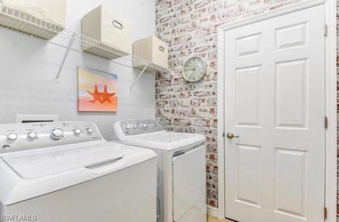 9192 Glenforest DR, NAPLES FL 34120-11