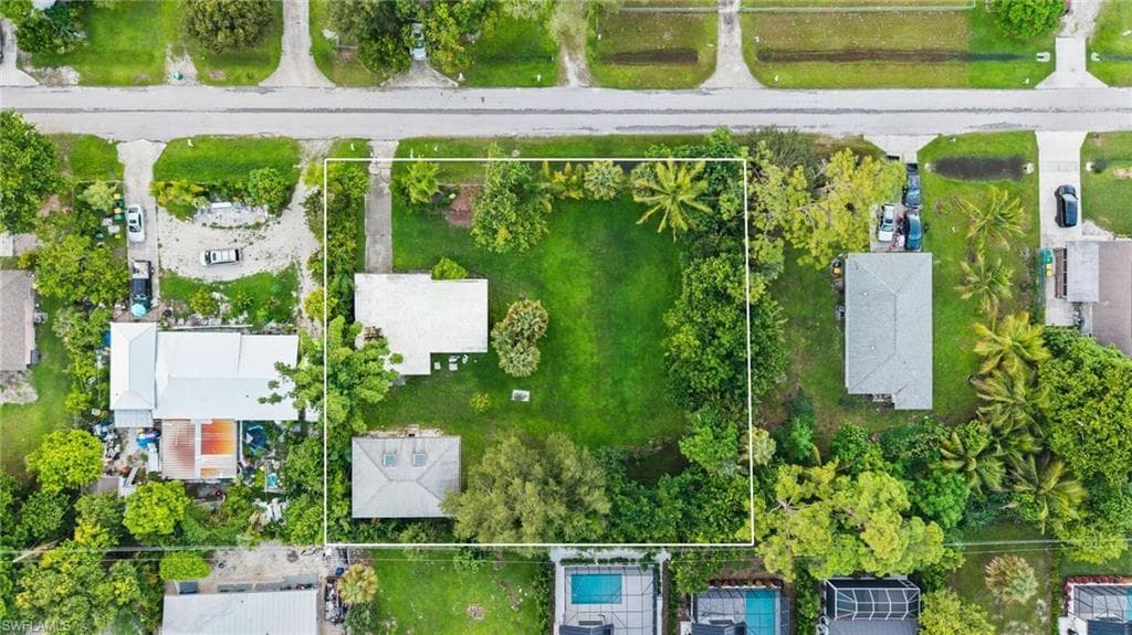 2670 Storter AVE, NAPLES FL 34112-10