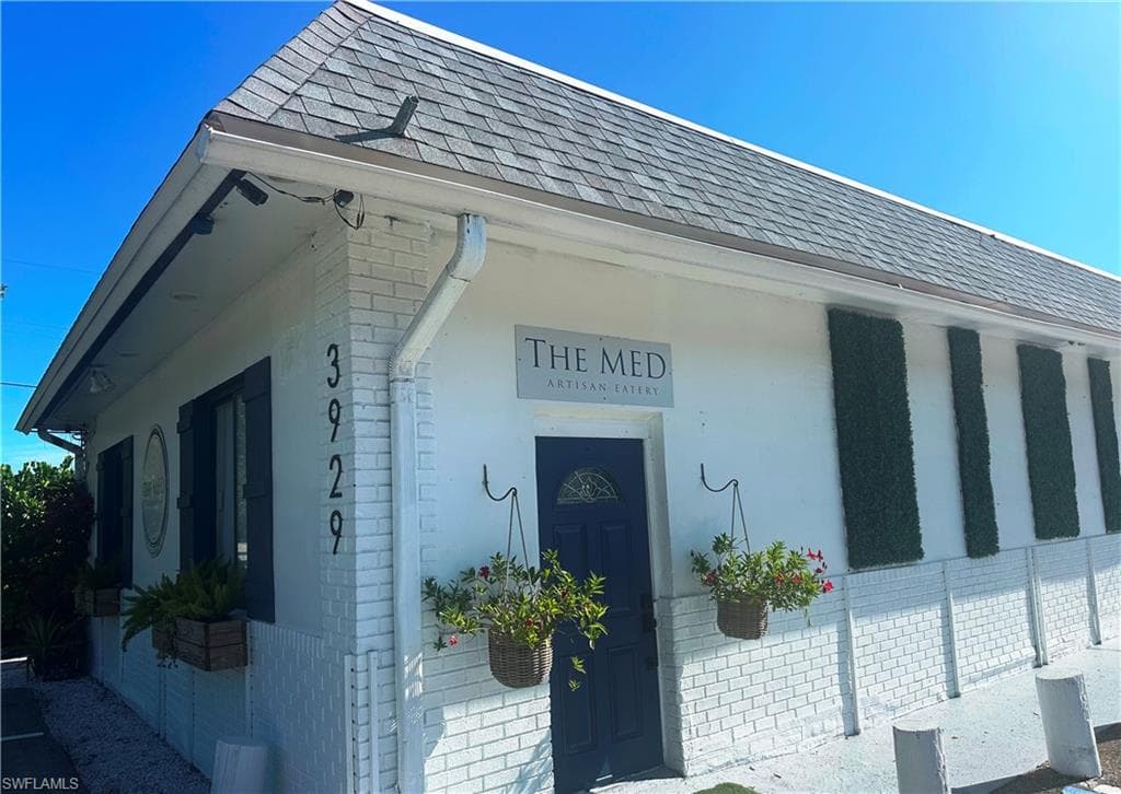 3069 Lunar ST, NAPLES FL 34112-2