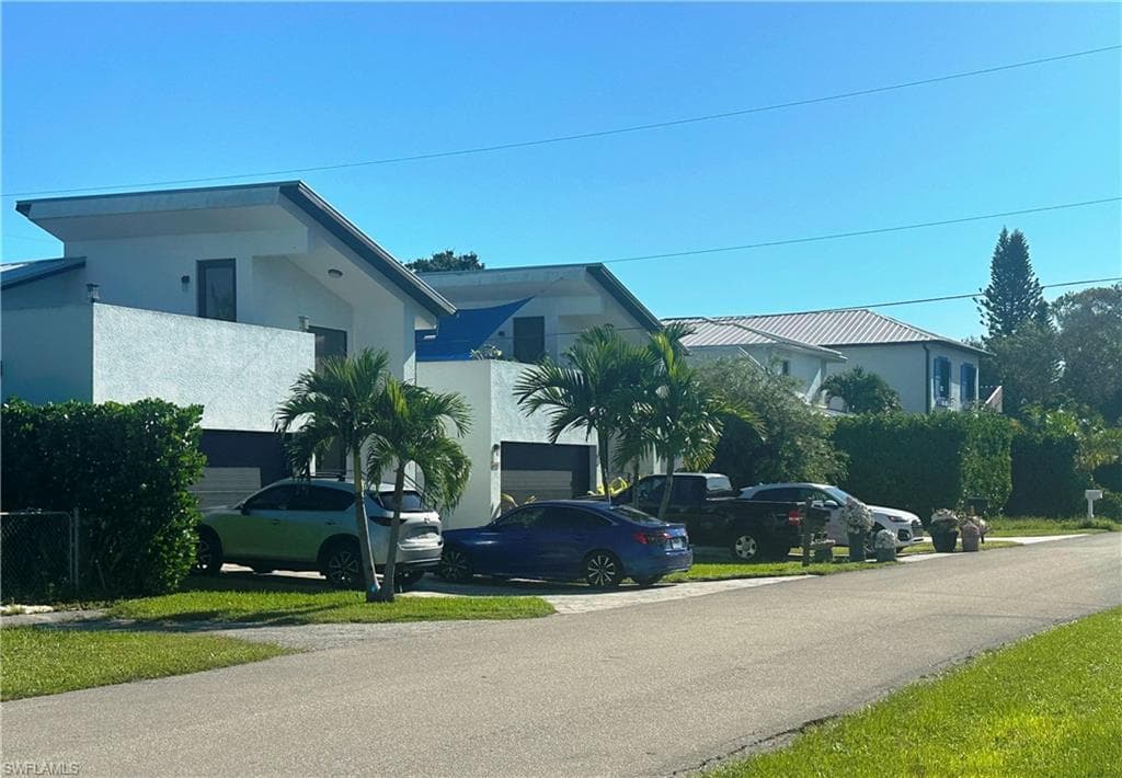 3069 Lunar ST, NAPLES FL 34112-3