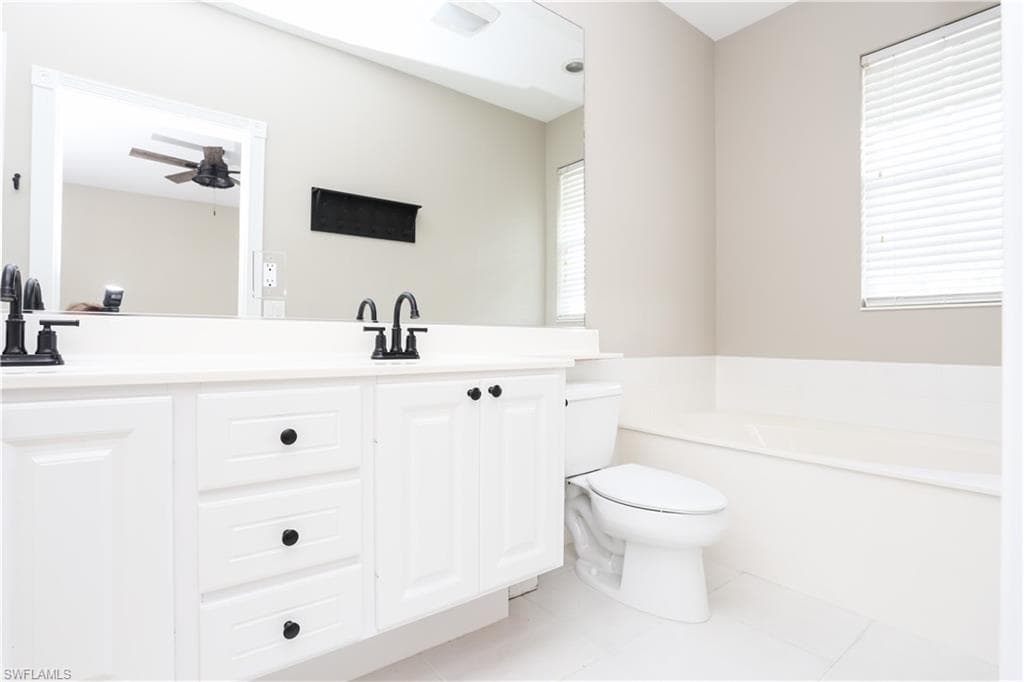 14676 Escalante WAY, BONITA SPRINGS FL 34135-19