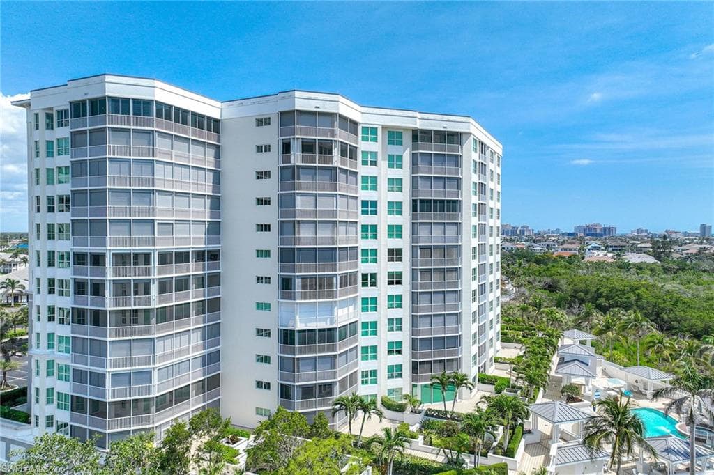 315 Dunes BLVD # 801, NAPLES FL 34110-37