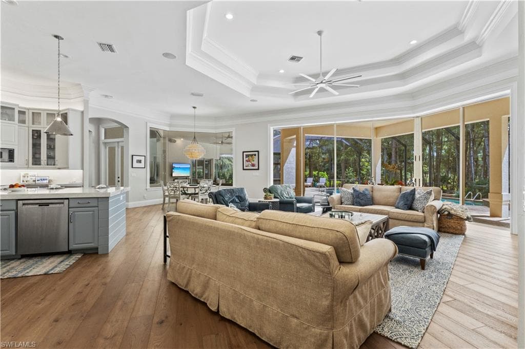 2900 Indigobush WAY, NAPLES FL 34105-11