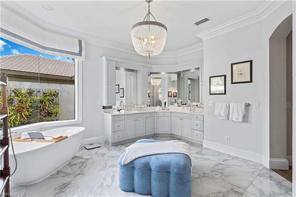 2900 Indigobush WAY, NAPLES FL 34105-21