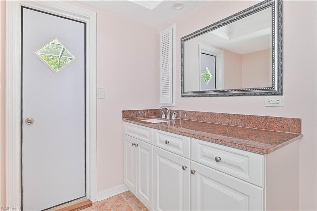 4255 Glasgow CT, NORTH FORT MYERS FL 33903-30