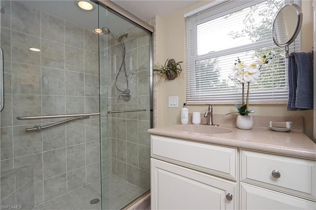 940 3rd ST S # 101, NAPLES FL 34102-18