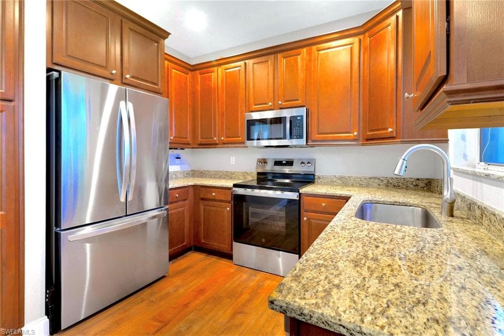 11077 Yellow Poplar DR, FORT MYERS FL 33913-35