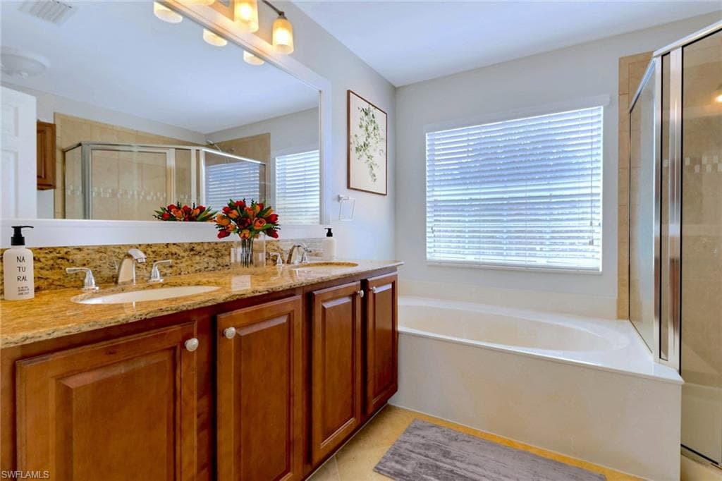 11077 Yellow Poplar DR, FORT MYERS FL 33913-40