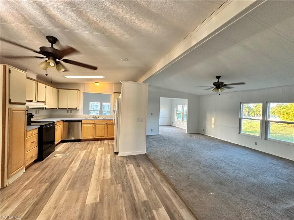 261 Lime Key LN # 138, NAPLES FL 34114-15