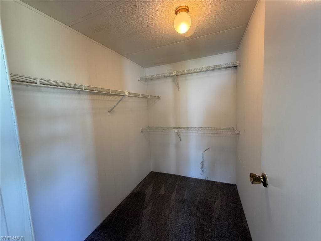 261 Lime Key LN # 138, NAPLES FL 34114-11