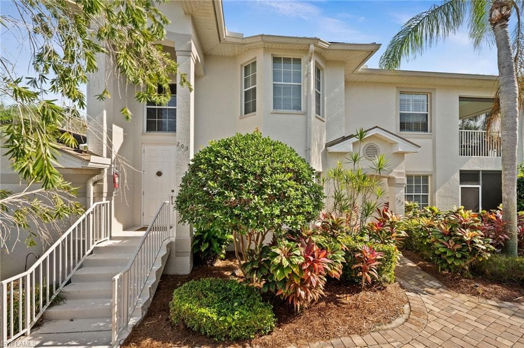 5010 Marina Cove DR # 4, NAPLES FL 34112-29