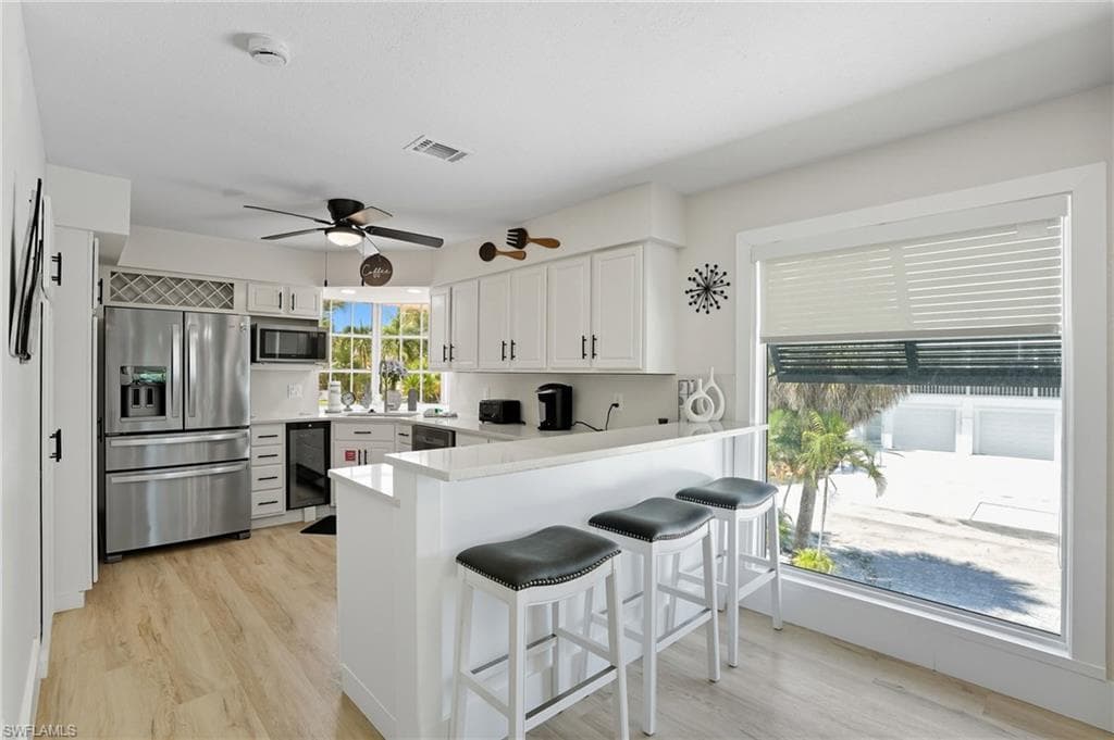 190 Bayview AVE, FORT MYERS BEACH FL 33931-24