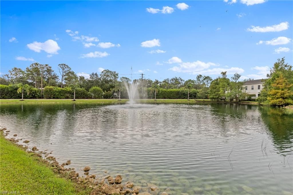 3250 Cypress Glen WAY # 406, NAPLES FL 34109-30