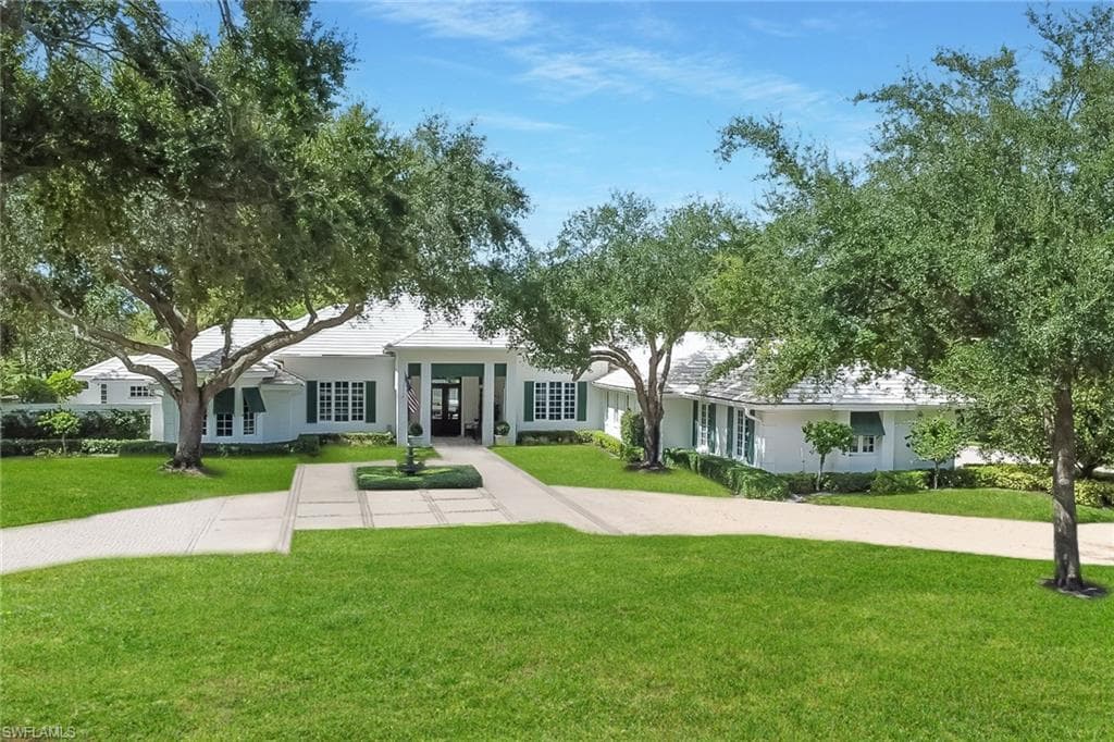 13101 Pond Apple DR E, NAPLES FL 34119-31