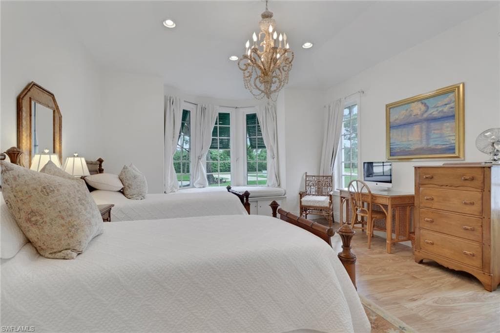 13101 Pond Apple DR E, NAPLES FL 34119-20