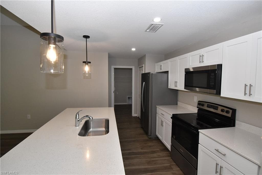 152 Red Cedar Park, ROTONDA WEST FL 33947-4