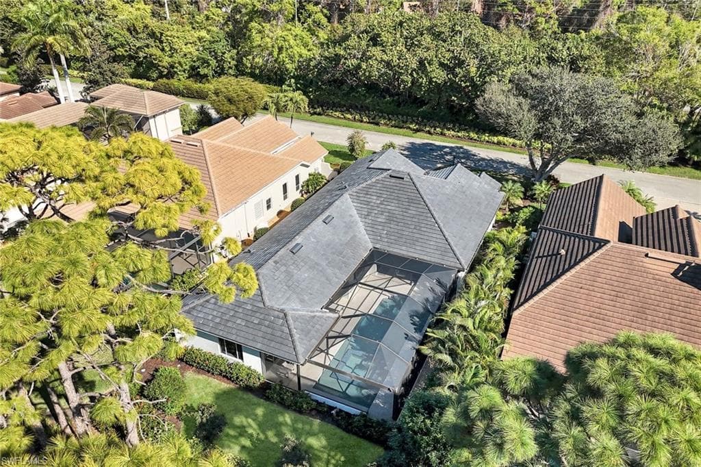 237 Charleston CT, NAPLES FL 34110-31