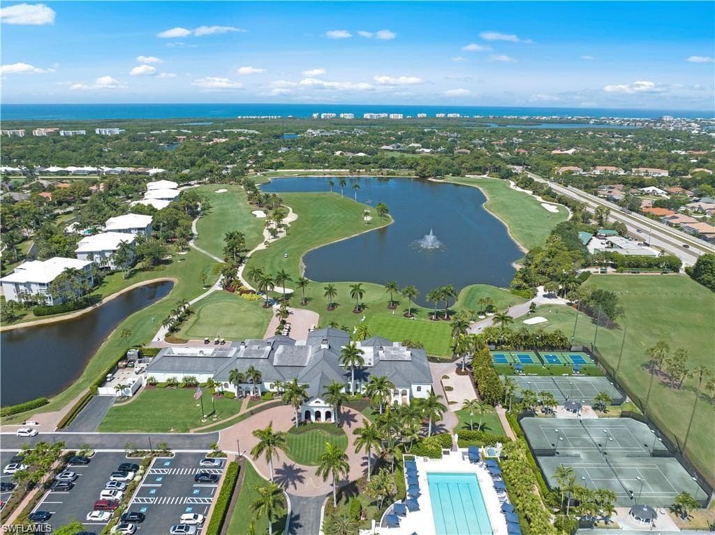 237 Charleston CT, NAPLES FL 34110-40