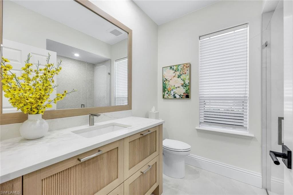 237 Charleston CT, NAPLES FL 34110-17