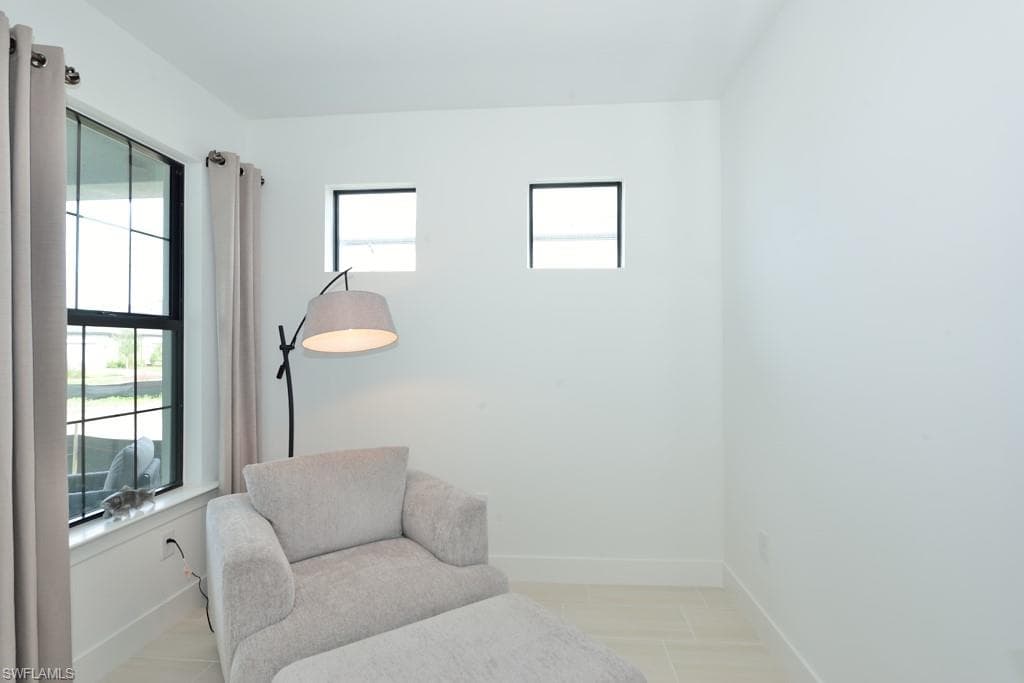 1904 Sierra CT, NAPLES FL 34120-12