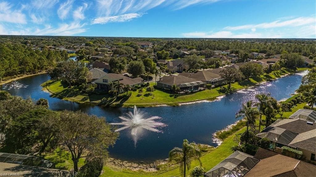 8315 Big Acorn CIR # 902, NAPLES FL 34119-33